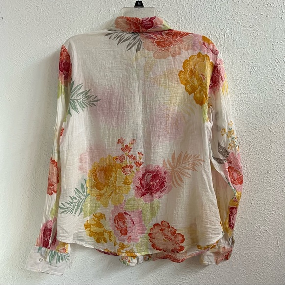 Magazine pink floral cream button up embroidered blouse - Picture 3 of 9